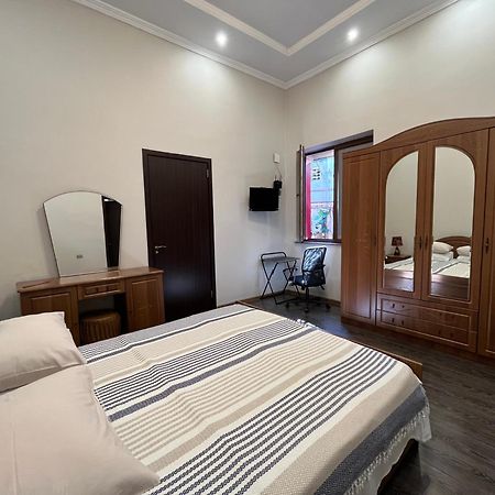 Old Batumi Apartment On Kostava 9 Ngoại thất bức ảnh
