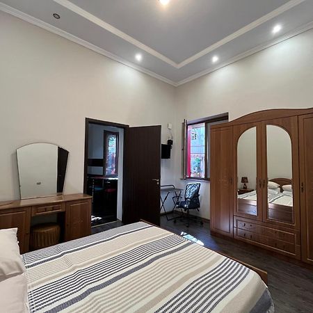 Old Batumi Apartment On Kostava 9 Ngoại thất bức ảnh