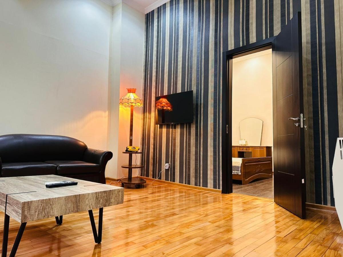 Old Batumi Apartment On Kostava 9 Ngoại thất bức ảnh