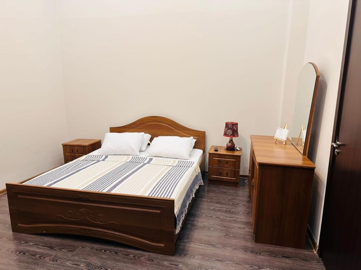 Old Batumi Apartment On Kostava 9 Ngoại thất bức ảnh