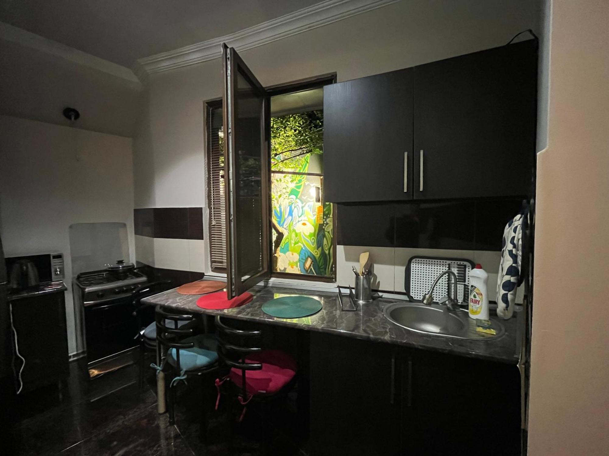 Old Batumi Apartment On Kostava 9 Ngoại thất bức ảnh