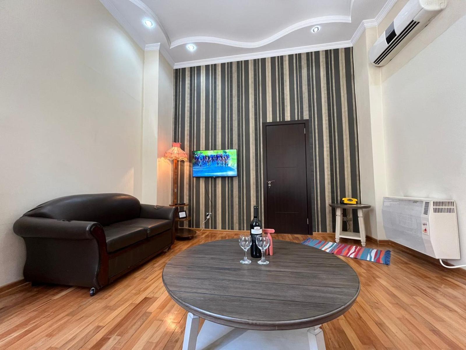 Old Batumi Apartment On Kostava 9 Ngoại thất bức ảnh