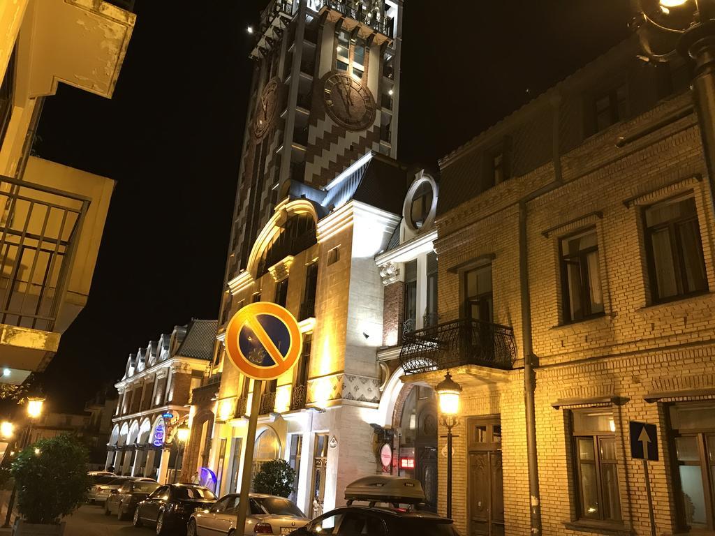 Old Batumi Apartment On Kostava 9 Ngoại thất bức ảnh